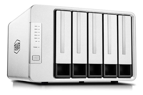 NASS A 4 BAIE CON HD FINO A 16TB CAD 1
